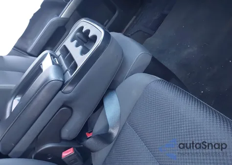 2018 Chevrolet Silverado 1500 2Lt из США, поврежденный, VIN 3GCUKREC1JG363553